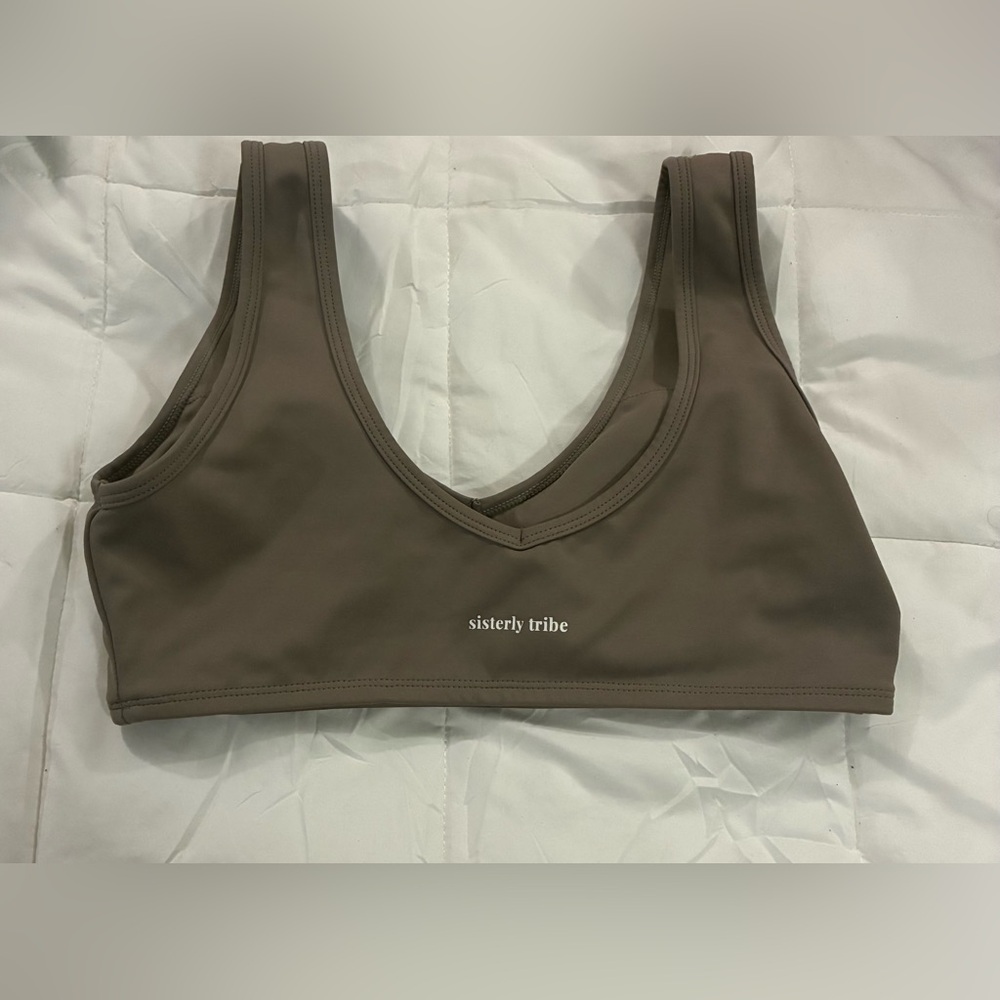 Sisterly Tribe V-Neck Sports Bralette in Taupe size medium - Picture 2 of 3